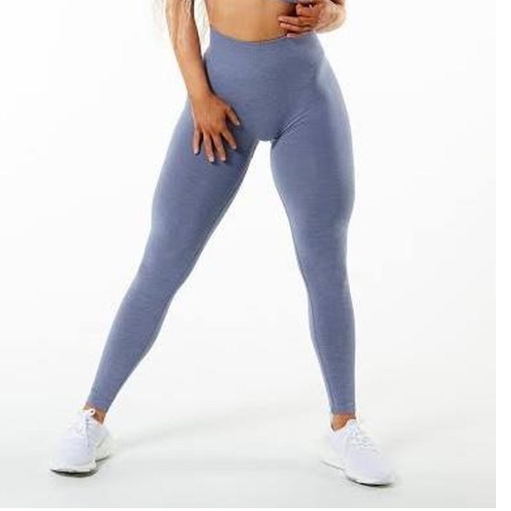Alphalete Amplify Leggings in French Blue